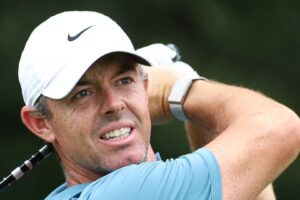 Tour Championship R2 LIVE! McIlroy nails monster birdie in dream start
