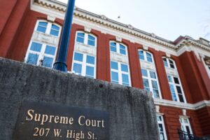 Missouri Asks Supreme Court to Allow Voting Map Benefiting Republicans